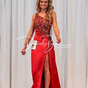 Elegant Red Evening Gown